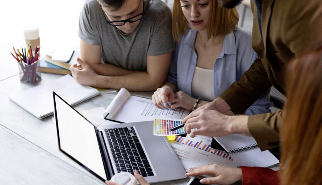 Jeunes-création graphique, PAO